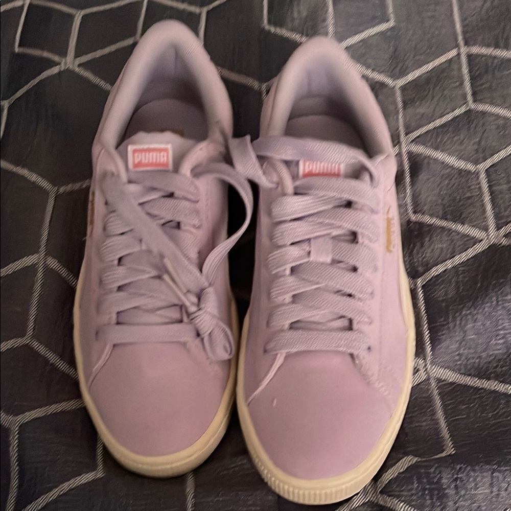 Puma Purple Sneakers Classic Design Comfortable